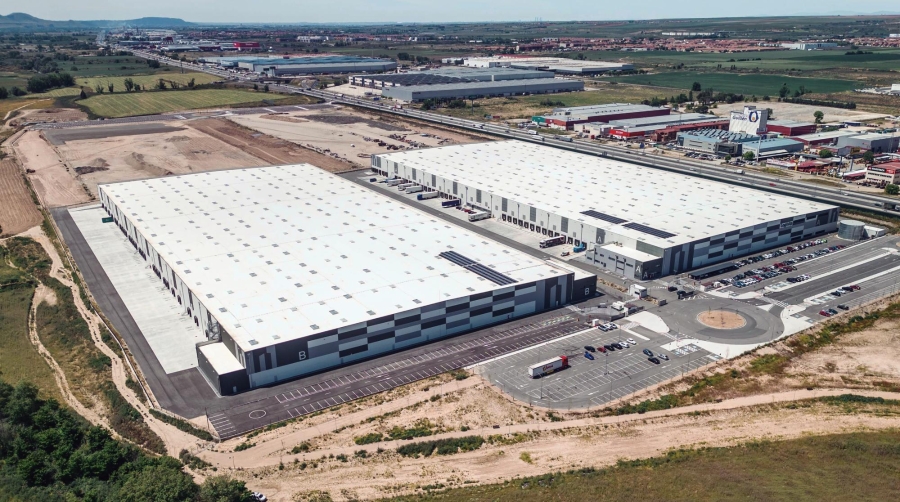 La nave, promovida por MERLIN Properties, contará con una superficie de más de 18.000 m2.
