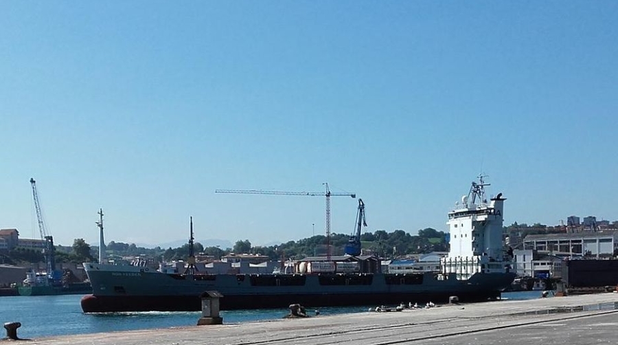 El &quot;Nor Feeder&quot; inicia la nueva l&iacute;nea regular Pasaia-Amberes abierta por Transkontenord