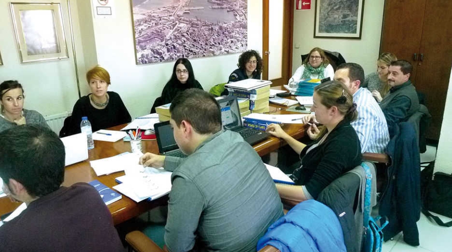 Comienza en la sede de ATEIA-OLT Valencia el primer curso de transporte de carga a&eacute;rea
