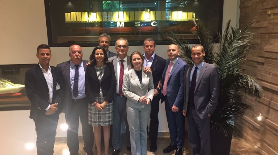 MSC y los estibadores canarios acuerdan convertir el Puerto de Las Palmas en hub para los tr&aacute;ficos norte-sur de la naviera