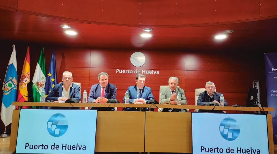 La Fundación Laboral de la Construcción forma a 1.500 alumnos en el centro situado en el Polígono Industrial de la Punta del Sebo, situado en la zona de servicio portuaria.
