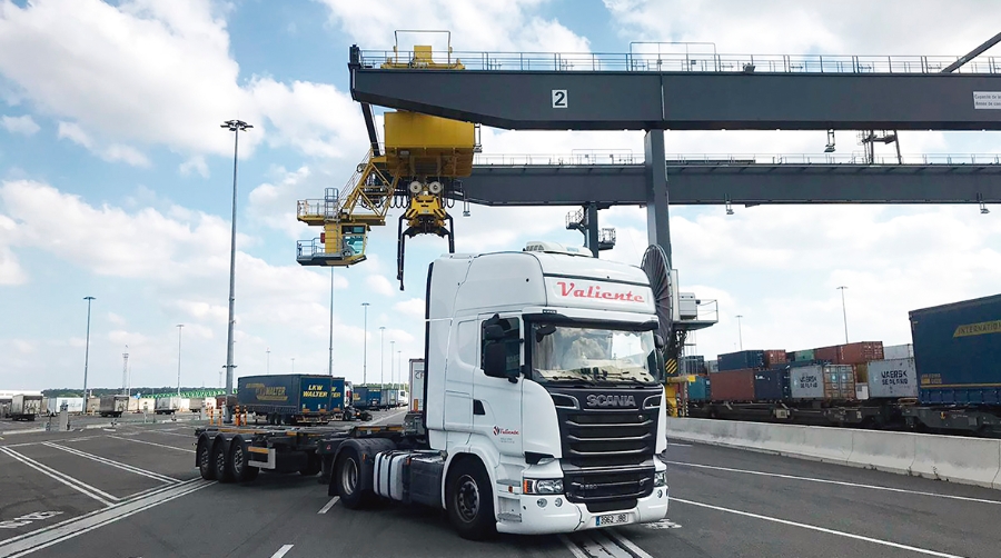 Adif medir&aacute; el g&aacute;libo de toda la red para la implantaci&oacute;n de las autopistas ferroviarias