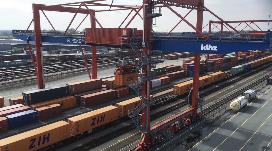 El tr&aacute;fico ferroportuario en Hamburgo aument&oacute; un 4,7% en 2018 y movi&oacute; 2,44 milllones de TEUs