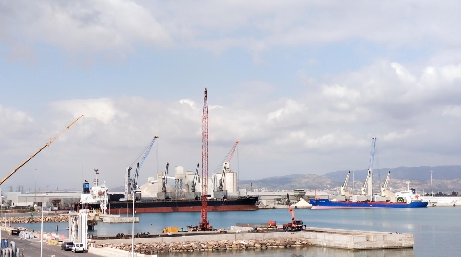 El muelle de graneles de líquidos cuenta con un presupuesto de 4 millones de euros.