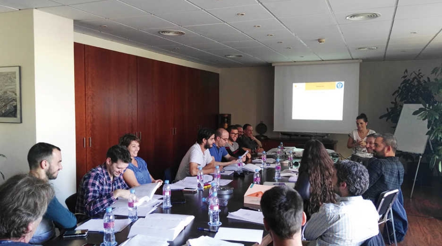 El curso de operador de muelle de la Asociaci&oacute;n de Empresas Estibadoras de Barcelona alcanza su edici&oacute;n n&uacute;mero 30