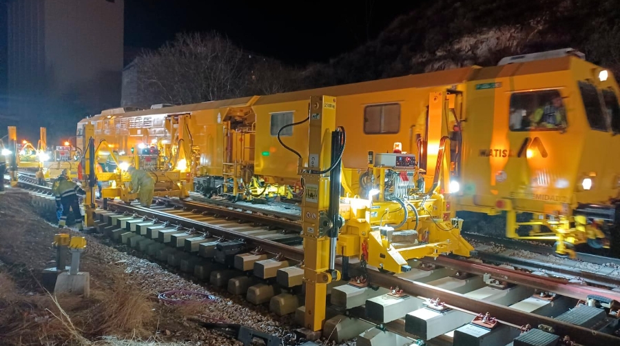 La línea Sagunto-Zaragoza acelera hacia los 60 trenes semanales