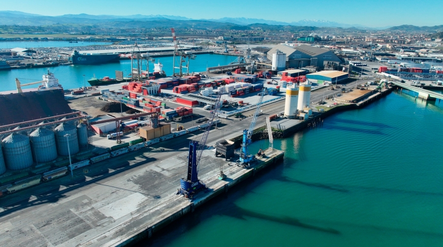 El nuevo muelle será destinado al tráfico de mercancía general y graneles sólidos.
