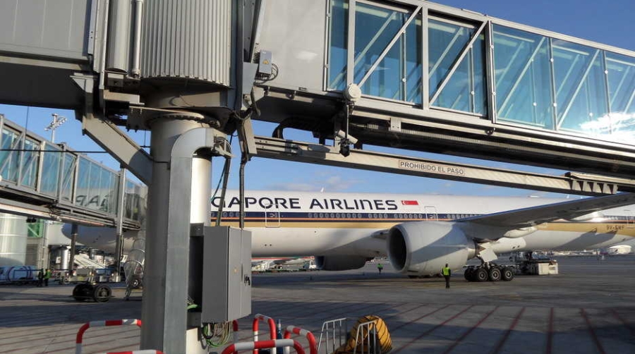 IDOM, ARUP y CBRE planificar&aacute;n el uso de m&aacute;s de 1.000 hect&aacute;reas de El Prat y Barajas