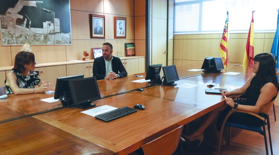 El puerto de Castell&oacute;n recuperar&aacute; el servicio de aduanas a primeros de 2021