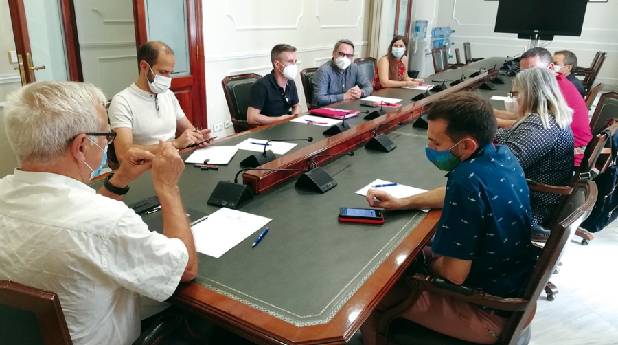 Rib&oacute; pide un &quot;estudio serio&quot; sobre la afectaci&oacute;n en el empleo de la Terminal Norte