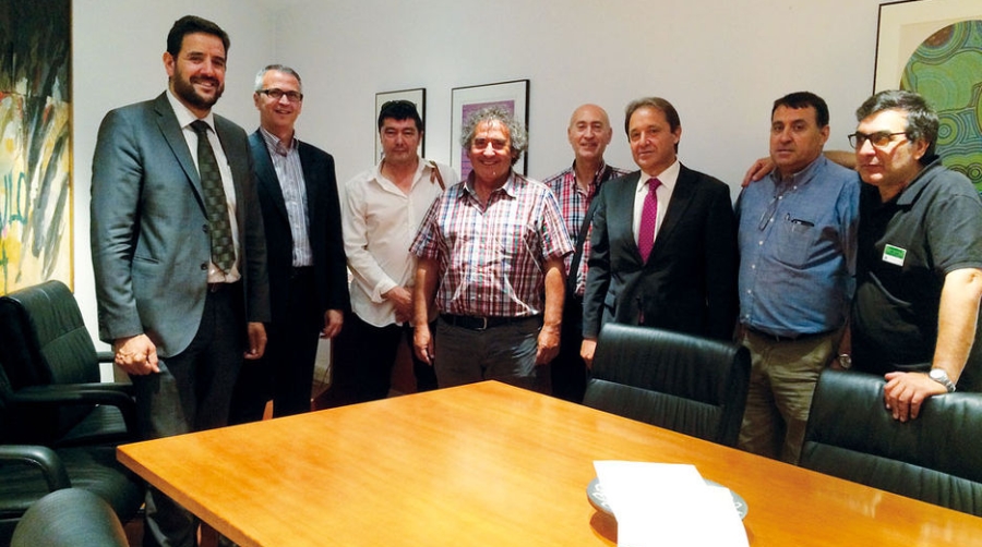 Los aut&oacute;nomos insisten en que se incremente el l&iacute;mite de los m&oacute;dulos a 150.000 euros