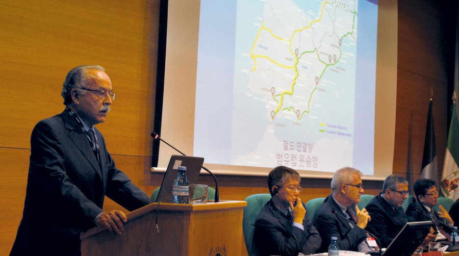 Mor&oacute;n presenta las oportunidades de negocio del Puerto de Algeciras en un encuentro Espa&ntilde;a-Corea