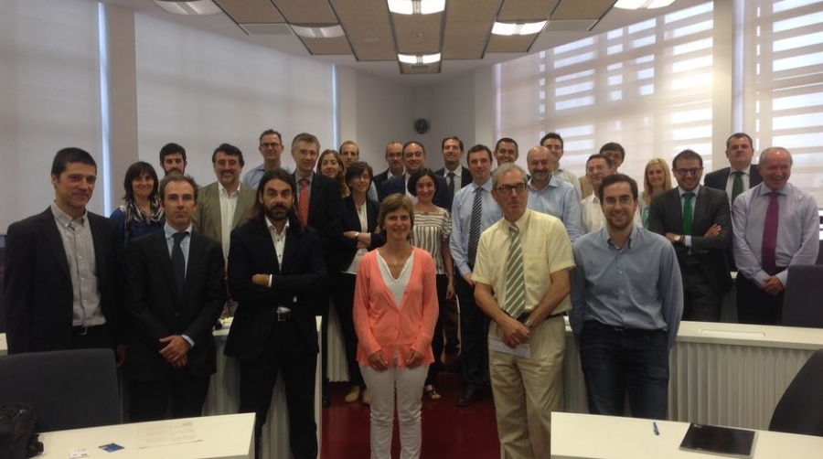 UniportBilbao participa en la reflexi&oacute;n sobre el futuro de las pol&iacute;ticas cl&uacute;ster en Euskadi