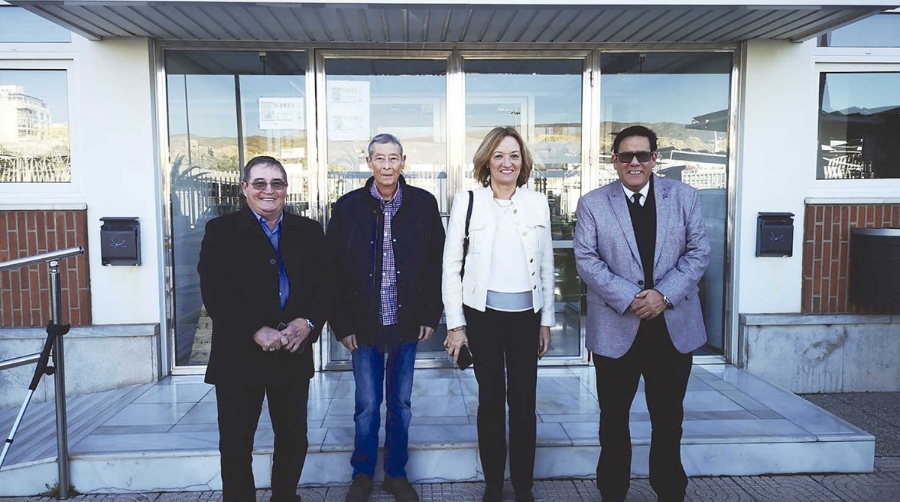 El c&oacute;nsul general de Cuba en Andaluc&iacute;a muestra su inter&eacute;s por los servicios del Puerto de Almer&iacute;a