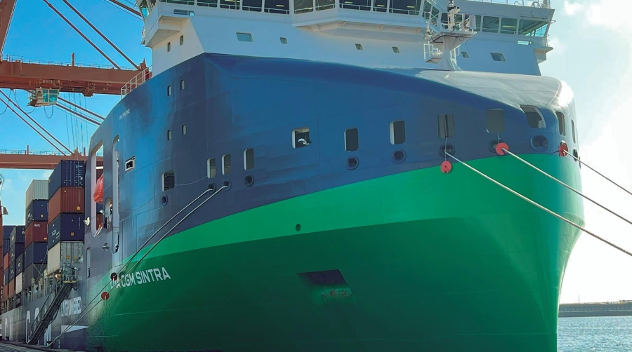 El “CMA CGM Sintra” es una de las dos primeras embarcaciones bautizadas por CMA CGM impulsadas por GNL.