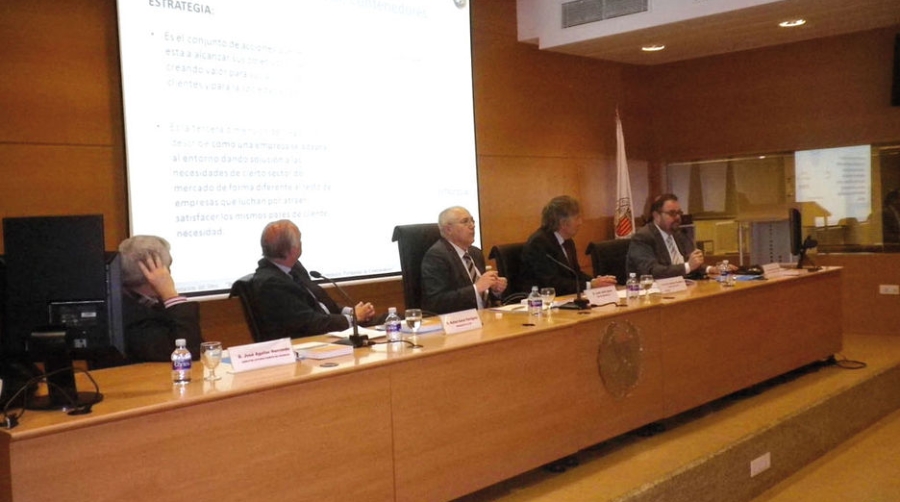 La Fundaci&oacute;n Valenciaport completa la trilog&iacute;a de resultados del proyecto Masport con un nuevo libro