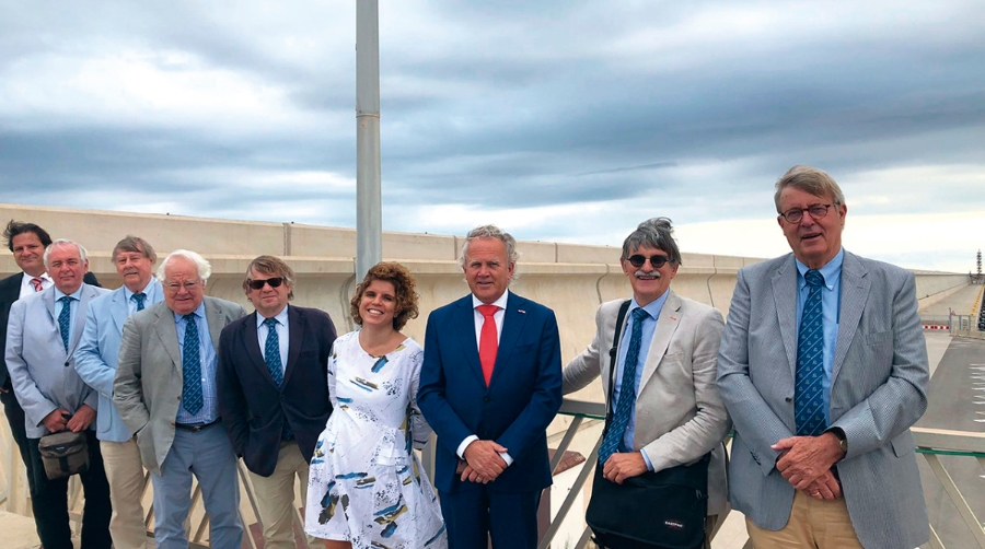 Ingenieros de Pa&iacute;ses Bajos visitan la Ampliaci&oacute;n Norte del puerto de Valencia