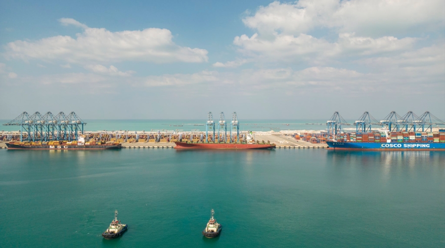 La reorganización de las rutas marítimas y el uso de puertos alternativos permitieron mantener el dinamismo del tráfico mundial de contenedores