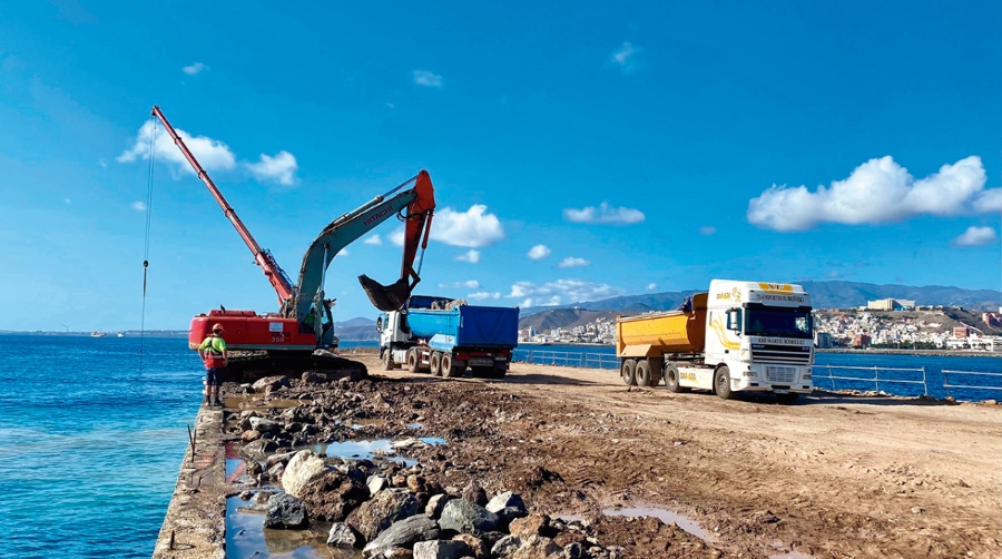 El Puerto de Las Palmas inicia las obras del dique Reina Sof&iacute;a Sur