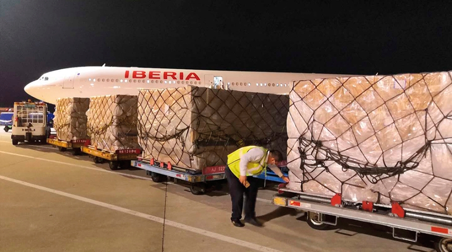Plaza Forwarding gestiona dos ch&aacute;rter con 40 toneladas de material sanitario y origen China