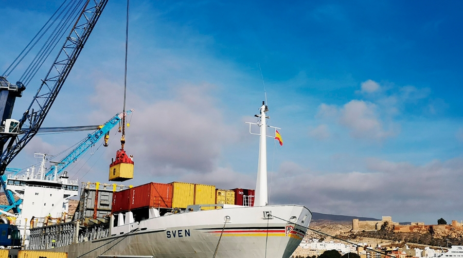 Los puertos de Almer&iacute;a y Carboneras exportaron el a&ntilde;o pasado un 8% m&aacute;s