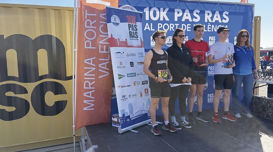 Paula Bosch, en representación de MSC, entregó algunos de los trofeos a los ganadores.