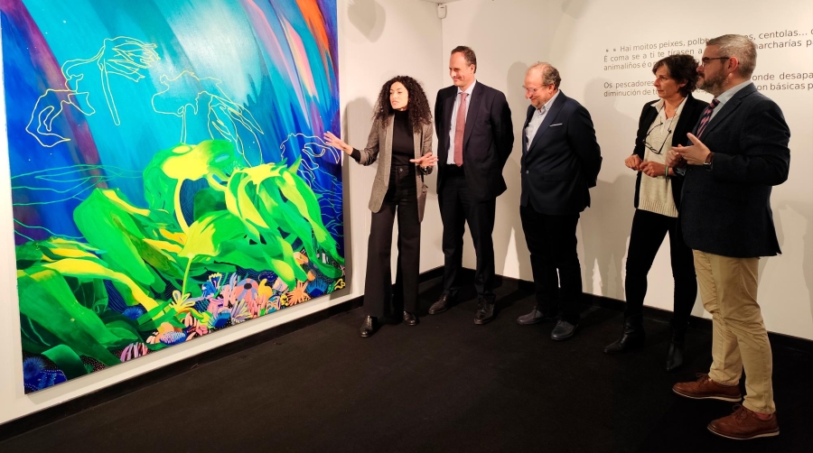 La AP de Vigo promociona la exposición “Retrato de un bosque de laminarias”
