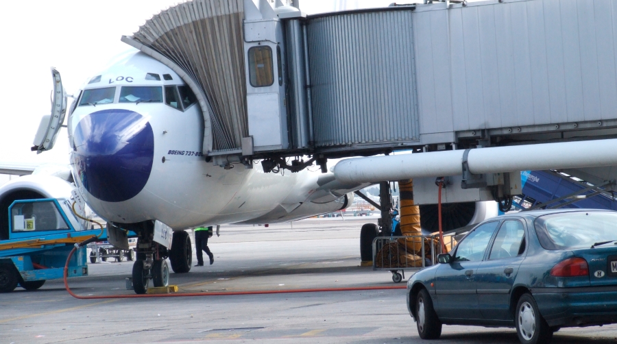 Los aeropuertos recuperan su actividad programada tras el bloqueo en las terminales de carga