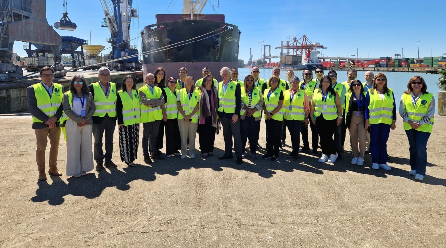 El Puerto de Sevilla recibe la visita de Puertos de América Central y del Sur para tratar sobre la digitalización