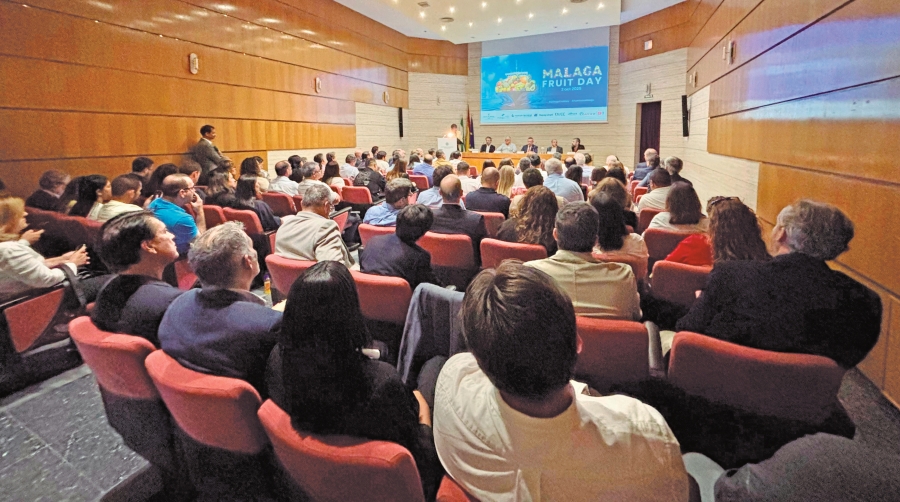 El Puerto de Málaga celebra la II edición del Málaga Fruit Day