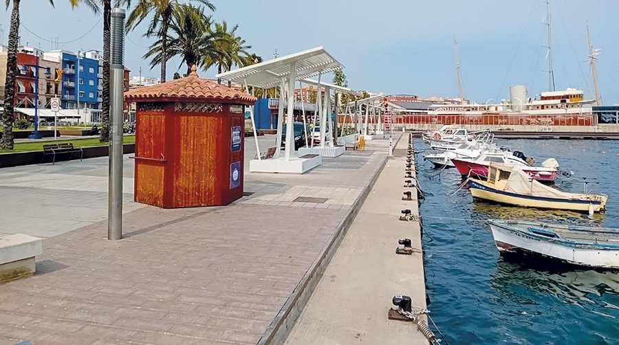 Port Tarragona instala 6 nuevas pérgolas en el paseo de la fachada marítima del barrio del Serrallo
