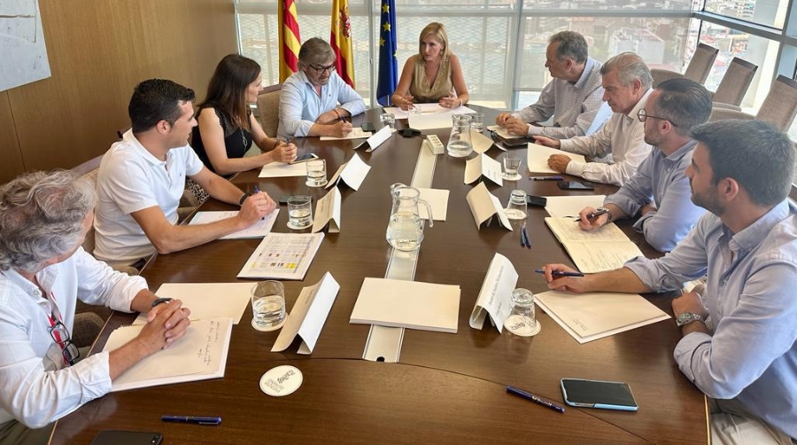 Salomé Pradas apuesta por conjugar el desarrollo de infraestructuras con la protección ambiental