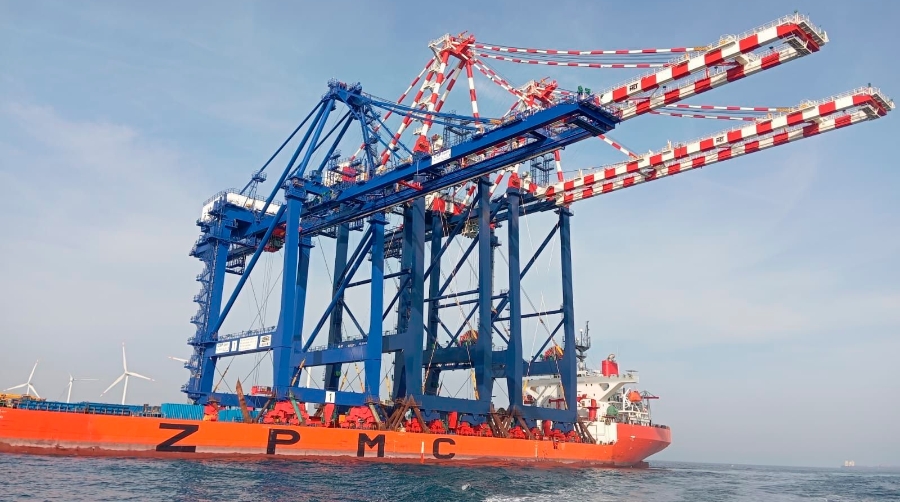 La compra de la nueva grúa de muelle al fabricante chino ZPMC se formalizó en octubre de 2024.