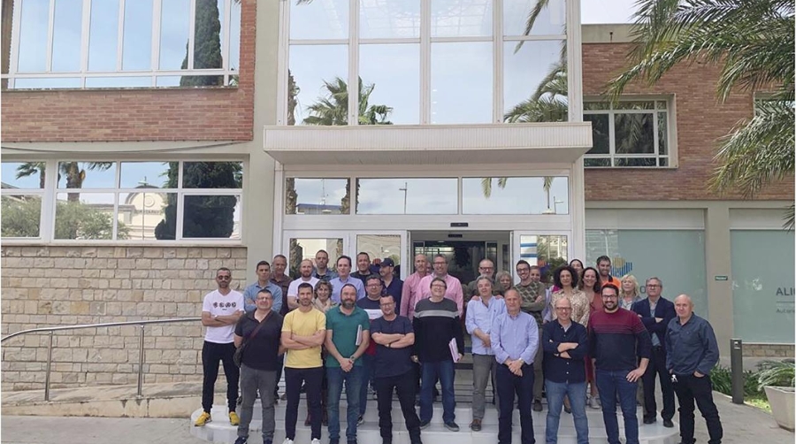 Representantes del Comité de Empresa y de la plantilla de la Autoridad Portuaria de Alicante.