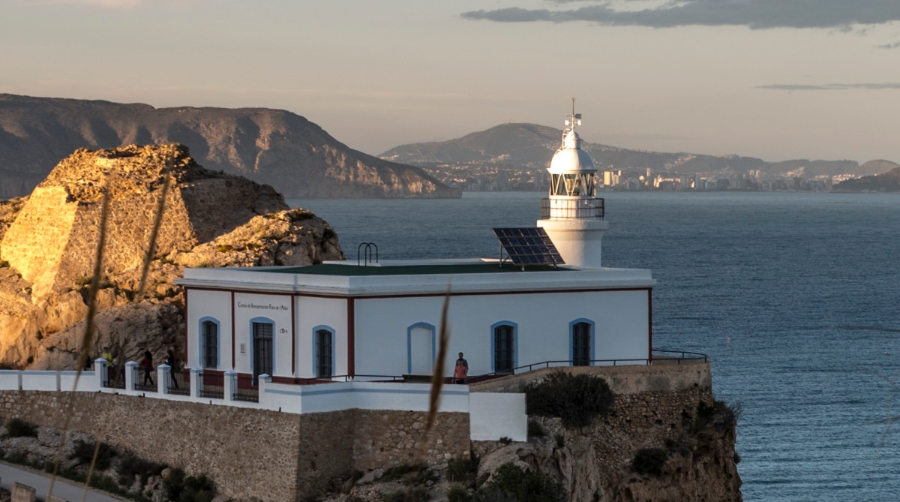 El Puerto de Alicante prorroga hasta 2026 la concesi&oacute;n del Faro de Punta Albir