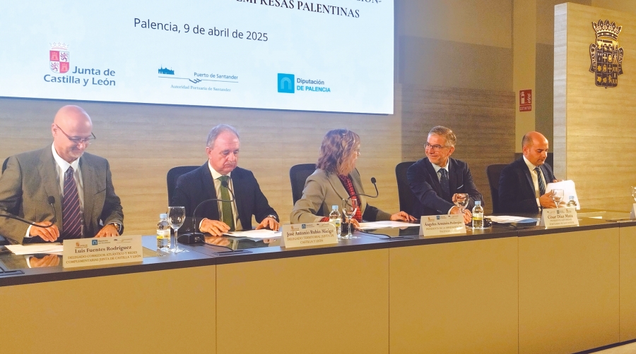 Desde la izquierda: Luis Fuentes, delegado para el Corredor Atlántico y Redes Complementarias; José Antonio Rubio, delegado territorial de la Junta de castilla y León en Palencia; Ángeles Armisén, presidenta de la Diputación de Palencia; César Díaz, presidente de la Autoridad Portuaria de Santander; Rubén Calzada, jefe de servicio de logística de la dirección general de Transportes y Logística.