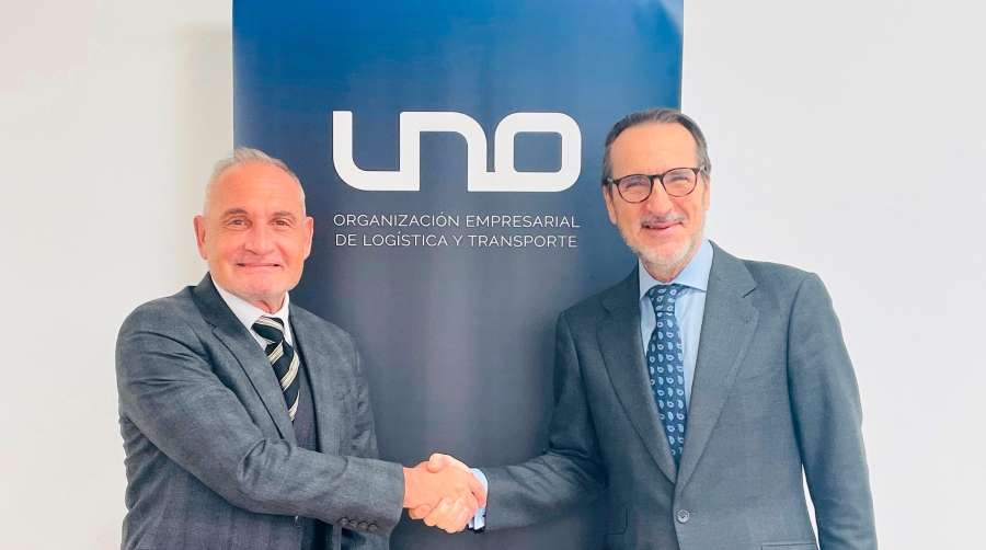 El director general de Linde MHI, Jaime Gener, y el presidente de UNO, Francisco Aranda.