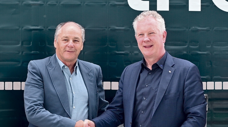 Gerhard Berger (accionista principal de Berger Fahrzeugtechnik) y Andreas Schmitz (CEO de Schmitz Cargobull AG).