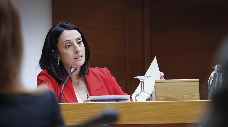 Rebeca Torró, consellera de Política Territorial, Obras Públicas y Movilidad, asegura que este centro, que se ubicará en Nules, la Vall d’Uixó, Chilches y Moncofa, permitirá ahorrar costes energéticos y reducir las emisiones de CO2.