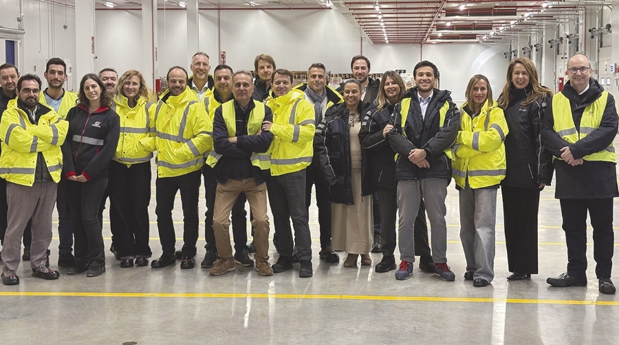 Imagen de la inauguración de la nueva plataforma logística de Pro a Pro.