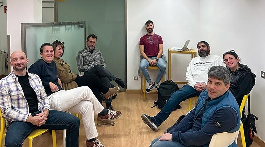 Imagen de una pasada asamblea con el coordinador de zona Norte de Coordinadora, Ramón Alonso.
