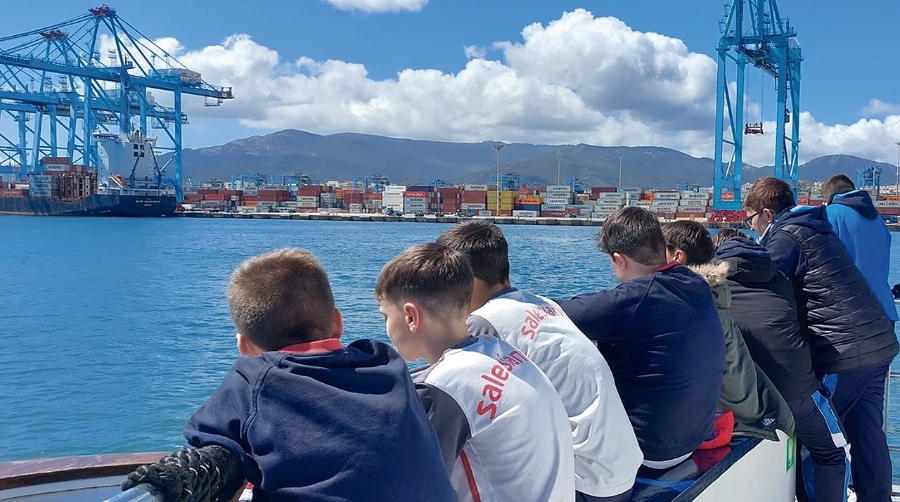 El Colegio Divina Pastora de Facinas (Tarifa) ha sido el primero en disfrutar de la experiencia.