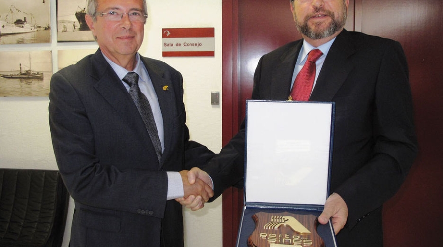 Una delegaci&oacute;n del Puerto de Sines visita el Puerto de Algeciras