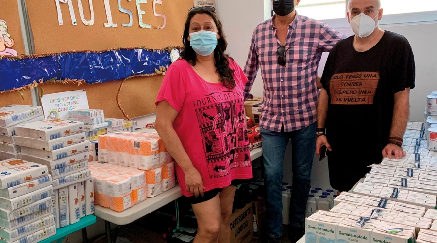 Aportem distribuye alimentos de primera necesidada trav&eacute;s de la Asociaci&oacute;n de Vecinos de la Malvarrosa