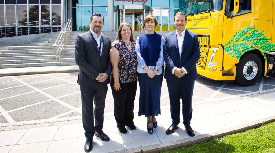 Lilly y DHL Freight estrenan la primera ruta internacional con biodiésel de transporte de medicamentos