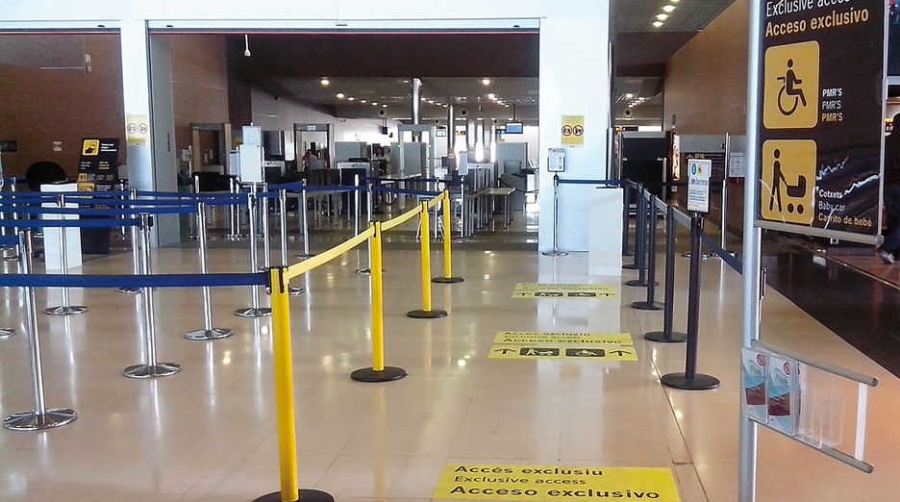El Aeropuerto de Reus habilita un paso de seguridad para PMR
