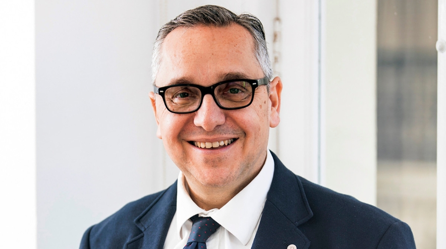 Jorge S&aacute;nchez -Tarazaga, director del m&aacute;ster en Gesti&oacute;n del Negocio Mar&iacute;timo y el Derecho Mar&iacute;timo de la Universidad Europea de Valencia.