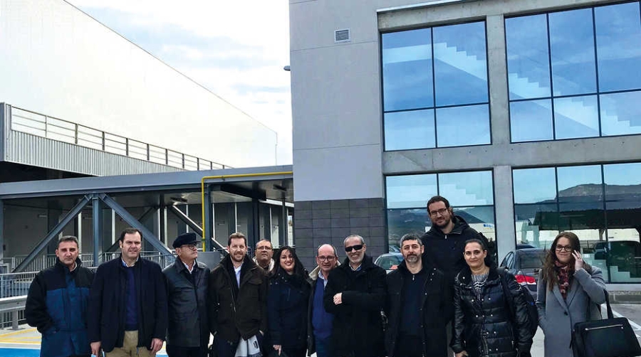 Una delegaci&oacute;n del Ayuntamiento de Sagunto visita el centro log&iacute;stico de Mercadona en Abrera