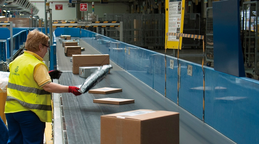 El confinamiento en el domicilio provoca un repunte del comercio electr&oacute;nico del 12,5%