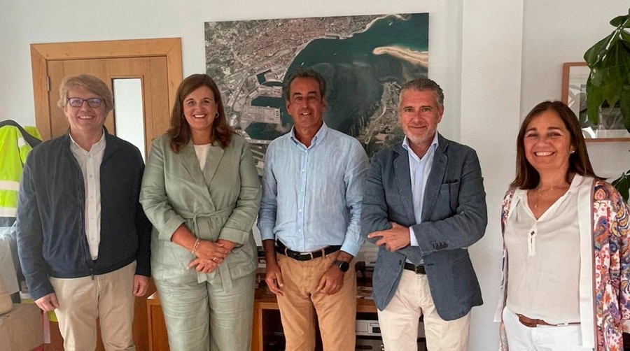 Segovia analiza la participación del Puerto de Santander en el Centro Logístico Prado del Hoyo